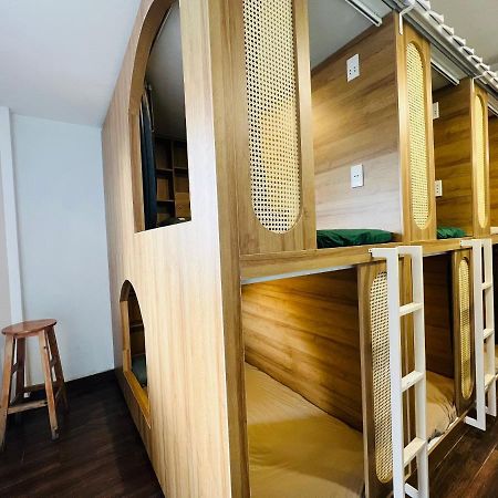 Grandma Lu Saigon Hostel - Airport Dist 3 Хошимин Екстериор снимка